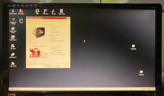 Ordenador Benq Antiguo Teclado y Ratón