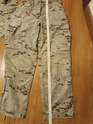 Disfraz militar femenino o coleccionismo