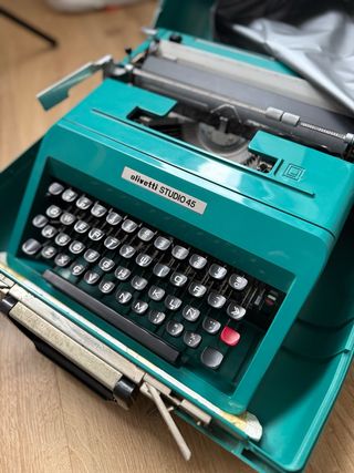 Máquina de escribir Olivetti Studio 45 Turquesa