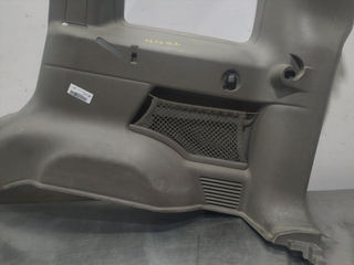 MOLDURAS TRASERAS CHRYSLER JEEP CHEROKEE (KJ)