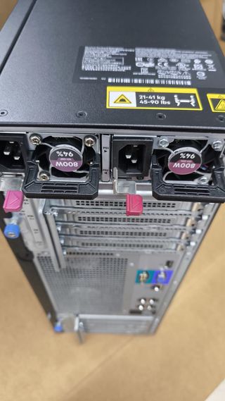 Servidor HP ProLiant ML350 Gen10