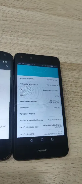 Lote 2 telefoni Huawei Y6 e Motorola Moto G