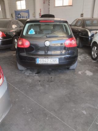 Volkswagen Golf 2004