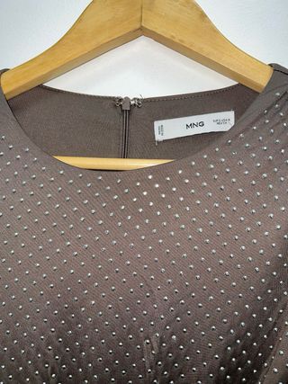 Mini vestido fruncido con cristales strass