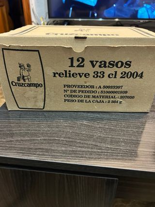 CAJA 12 VASOS CRUZCAMPO LOGO EN RELIEVE