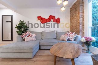 Piso en alquiler en Recoletos en Madrid