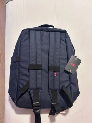 Mochila Levi’s , con etiquetas 13 litros