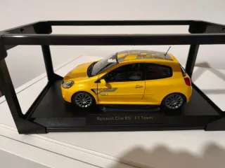 Renault Clio RS F1 Team 1/18