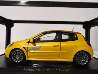 Renault Clio RS F1 Team 1/18