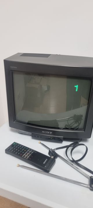 Televisor Sony CRT 14 con mando