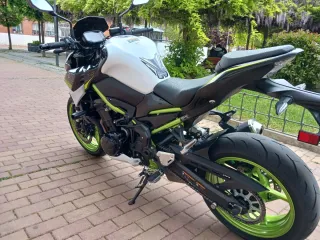 Kawasaki Z900 Naked