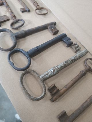 Set di chiavi antiche