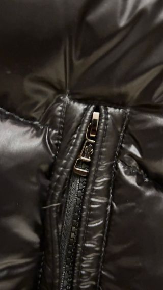 Chaqueta Moncler Negra Plumas