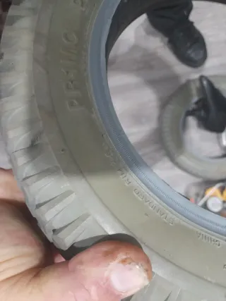 Rueda maciza Primo Powertrax para silla