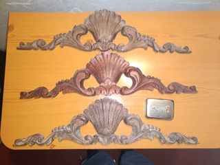 Tallas o figuras de madera talladas a mano