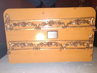 Tallas o figuras de madera talladas a mano