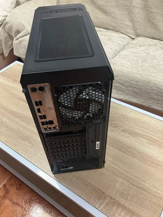 Caja PC Nox Hammer + Fuente Alimentación tacens