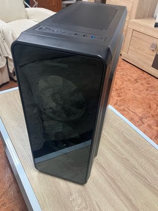 Caja PC Nox Hammer + Fuente Alimentación tacens