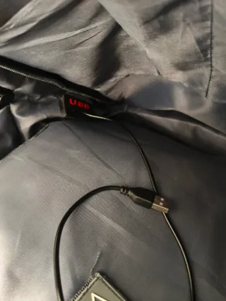 MOCHILA PC PORTÁTIL HASTA 15'6",SEMINUEVA CON USB