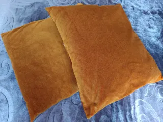 Cabecero de cama antiguo de madera