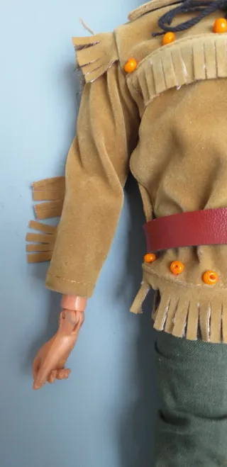 Figura Geyperman Explorador con Accesorios