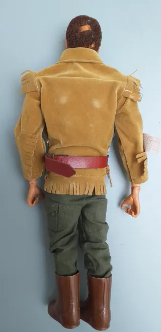 Figura Geyperman Explorador con Accesorios