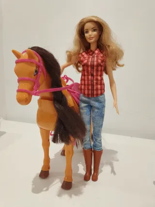 Barbie con caballo que anda