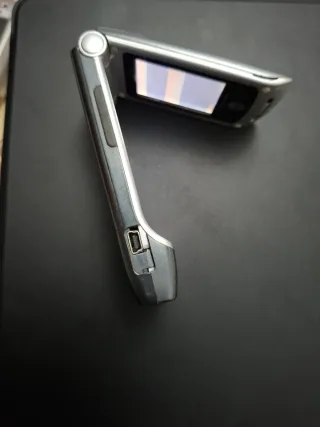 Motorola W377 Plata y Negro