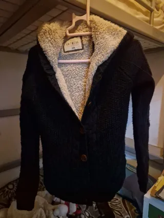 Chaqueta bershka azul marino talla S/36