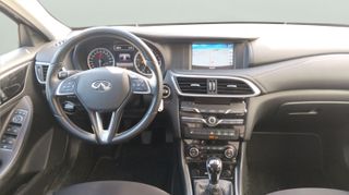 Infiniti Q30 1.6T Premium 90 kW (122 CV)