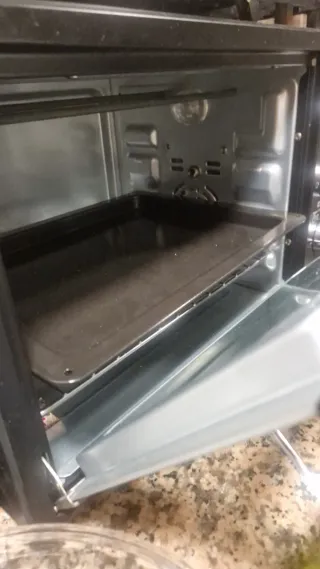 Horno Tostador sin estrenar y para Asar pollo.