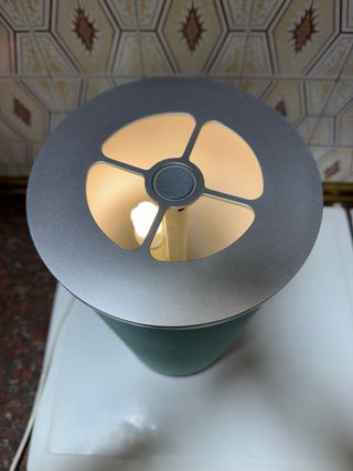 Lámpara de mesa tela y metal