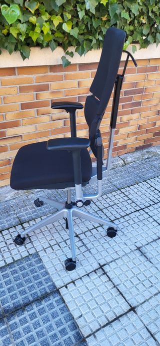 Silla steelcase please 2