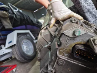 Caja de Cambios 01J301383S