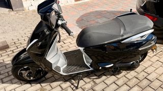 Vendo moto marca peugeot django