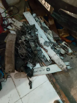 Cadenas y espadas para motosierra