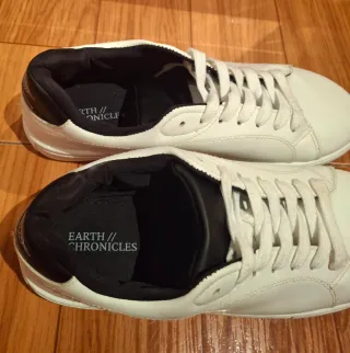 Zapatillas Hombre Blancas y Negras