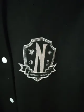 Beisbolera Wednesday Negra talla 14+