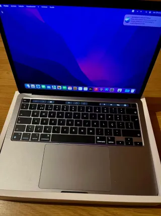 Macbook Air 13 M2 512gb en garantia