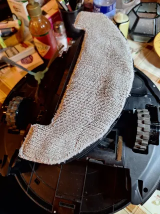 Robot aspirador Lubluelu L15 Negro