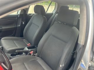 Volkswagen Golf 2004 tel 666217952