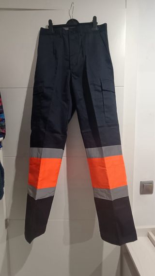 Pantalones de trabajo nuevos