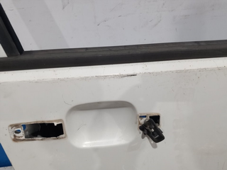 PUERTA DELANTERA DERECHA VOLVO SERIE 440