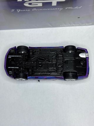 Mini GT #446 5 Years Anniversary Nissan Skyline