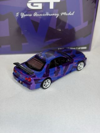 Mini GT #446 5 Years Anniversary Nissan Skyline