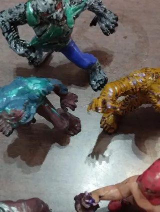 Colección completa Super Monstruos 24 Figuras