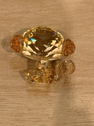 Figura mono de cristal de Swarovski