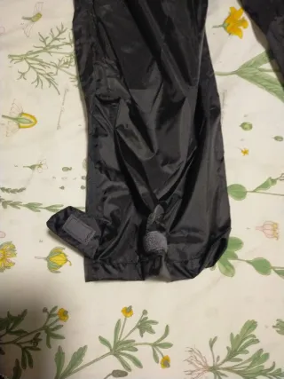 Pantalones impermeables Decathlon negros