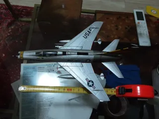 Maqueta Avión Súper Sabre USAF