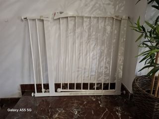 Barrera seguridad bebé Munchkin